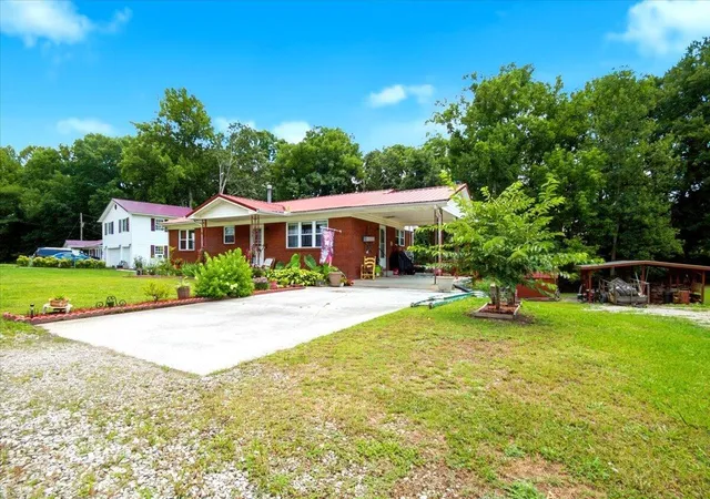 Homes for sale in Williamsburg, KY | 316 Mountain View Rd, Williamsburg, KY 40769 | MLS# 26017384