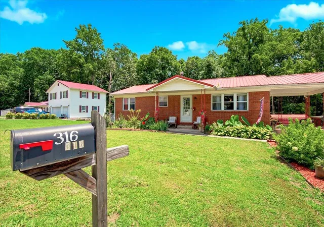 Homes for sale in Williamsburg, KY | 316 Mountain View Rd, Williamsburg, KY 40769 | MLS# 26017384