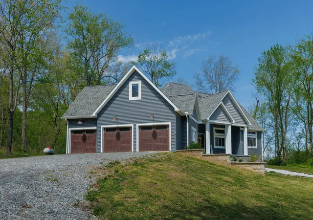 Homes for sale in Hickory, KY | 171 Young Rd, Hickory, KY 42051 | MLS# 26017378