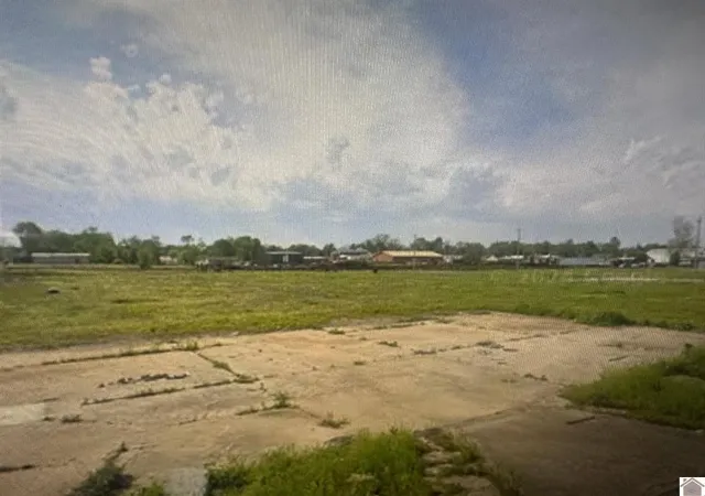Photo 3 of Land for sale at 408 W Broadway, Mayfield, KY 42066 | MLS# 26017425 | Listing updated on 2026-07-10