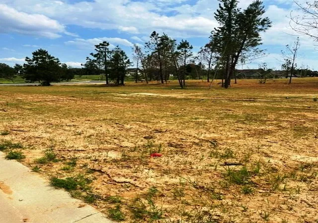 Photo 2 of Land for sale at 305 Hidden Valley Dr, Paducah, KY 42003 | MLS# 26018656 | Listing updated on 2026-07-16