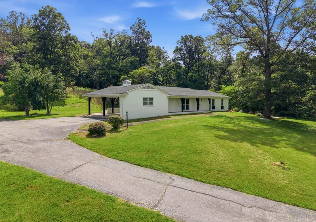 Homes for sale in Marion, KY | 1588 US 641, Marion, KY 42064 | MLS# 26017496