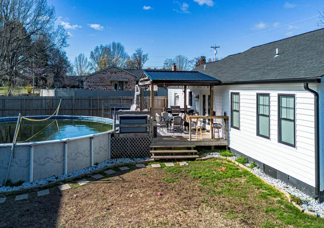 3rd image of 1410 Massac Church Rd, Paducah, KY 42001 | MLS# 26017919