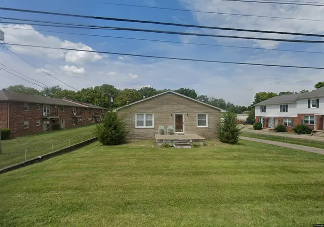 Homes for sale in Versailles, KY | 306 Laval Hts, Versailles, KY 40383 | MLS# 26018167