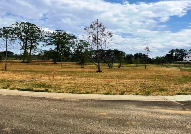 Photo 3 of Land for sale at 245 Hidden Valley Dr, Paducah, KY 42003 | MLS# 26018525 | Listing updated on 2026-07-15
