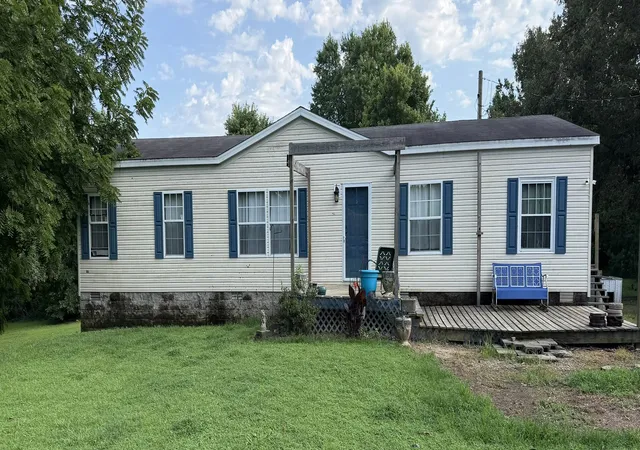 Homes for sale in Arlington, KY | 452 County Road 1209, Arlington, KY 42021 | MLS# 26017975