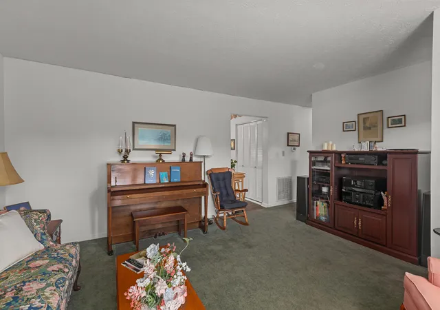 5th image of 3336 Featherston Dr, Lexington, KY 40515 | MLS# 26017600