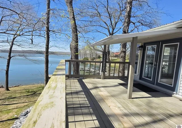 2nd image of 555 Randy Dr, Cadiz, KY 42211 | MLS# 26017606