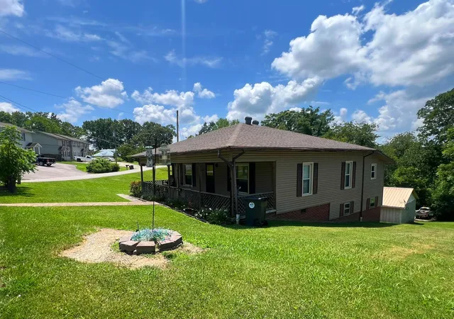 Homes for sale in Corbin, KY | 719 W Gordon St, Corbin, KY 40701 | MLS# 26017574