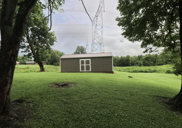 51st image of 161 Lakeside Dr, Paducah, KY 42003 | MLS# 26017750
