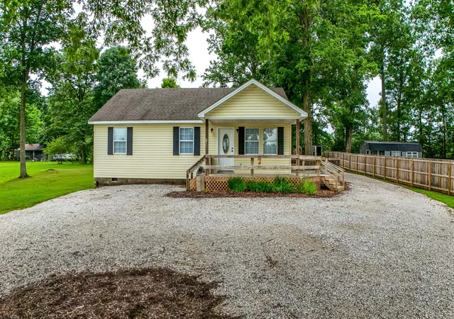 Photo 2 of Single family home for sale at 34 Brewer Ln, Brodhead, KY 40409 | MLS# 26017611 | Listing updated on 2026-10-04