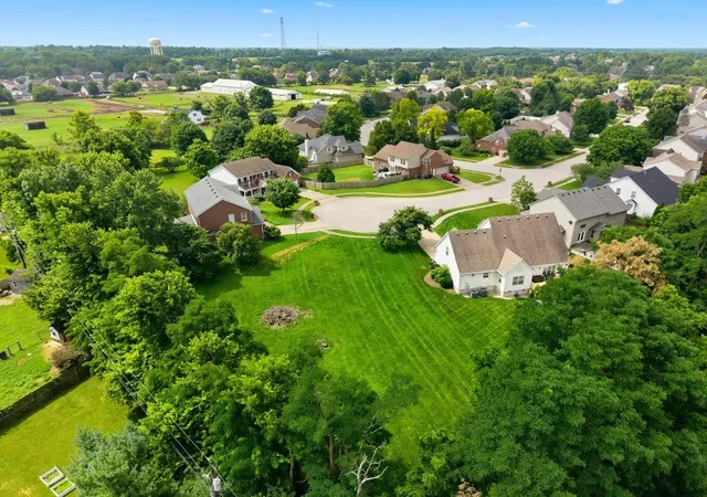 Homes for sale in Versailles, KY | 235 Locust Grove Wy, Versailles, KY 40383 | MLS# 26017639