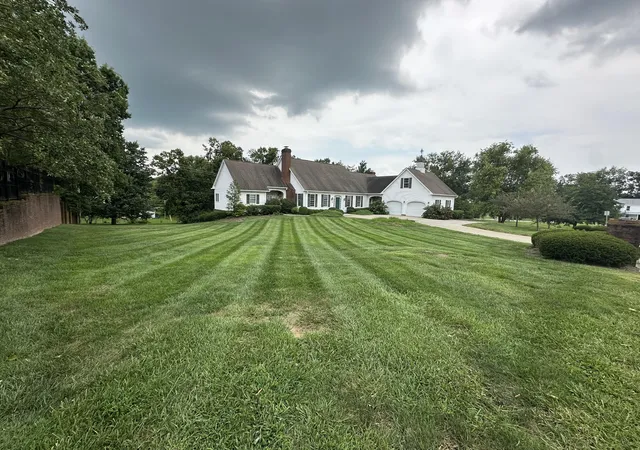 Photo 2 of Single family home for sale at 132 Lana Ln, Winchester, KY 40391 | MLS# 26022150 | Listing updated on 2026-08-17