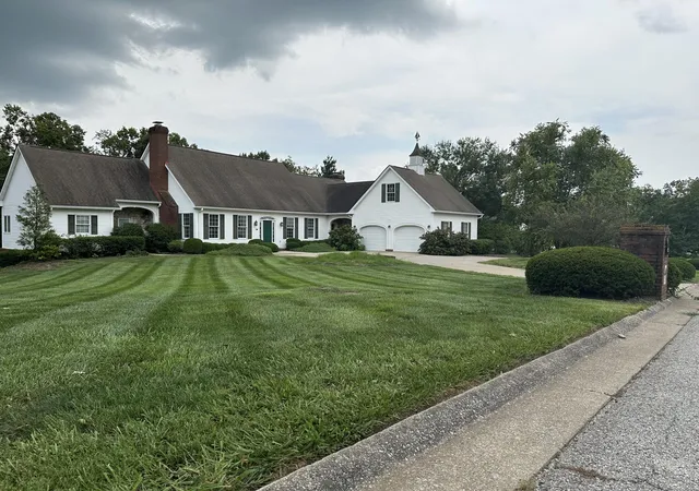 Photo 2 of Single family home for sale at 132 Lana Ln, Winchester, KY 40391 | MLS# 26022150 | Listing updated on 2026-08-17
