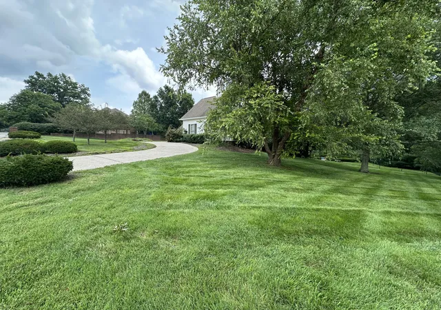 Photo 3 of Single family home for sale at 132 Lana Ln, Winchester, KY 40391 | MLS# 26022150 | Listing updated on 2026-08-17
