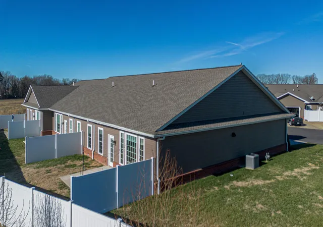 4th image of 3226 Mallard Cir, Paducah, KY 42001 | MLS# 26017819