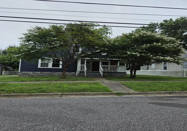 Homes for sale in Murray, KY | 501 S 6th St, Murray, KY 42071 | MLS# 26017682