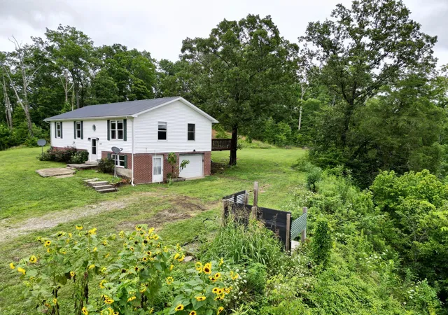 4th image of 301 T Estes Rd, Beattyville, KY 41311 | MLS# 26018185