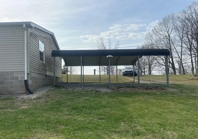 Homes for sale in Greenville, KY | 370 Robinson Ln, Greenville, KY 42345 | MLS# 26017692