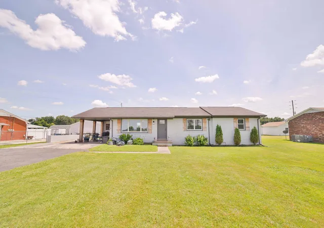 Homes for sale in Mayfield, KY | 3089 State Route 58 E, Mayfield, KY 42066 | MLS# 26017741