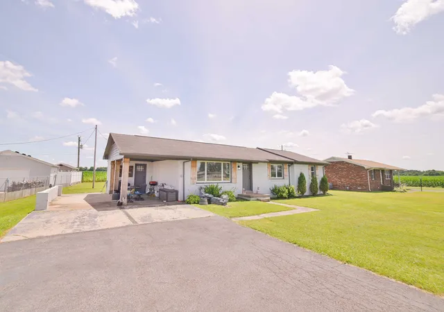 Homes for sale in Mayfield, KY | 3089 State Route 58 E, Mayfield, KY 42066 | MLS# 26017741