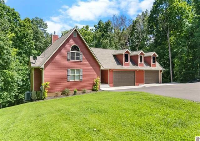 Homes for sale in Eddyville, KY | 341 Dixon Ln, Eddyville, KY 42038 | MLS# 26018358