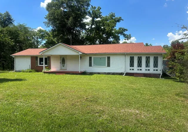 Homes for sale in Russellville, KY | 7253 Morgantown Rd, Russellville, KY 42276 | MLS# 26017929