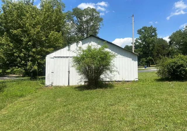 Homes for sale in Russellville, KY | 7253 Morgantown Rd, Russellville, KY 42276 | MLS# 26017929