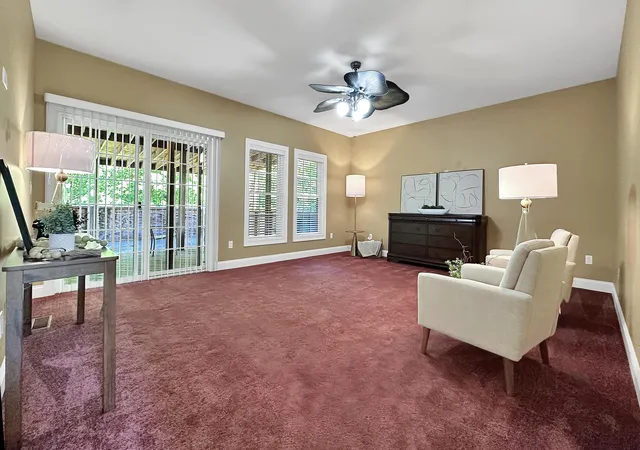 Homes for sale in Murray, KY | 300 N 8Th St, Murray, KY 42071 | MLS# 26017754
