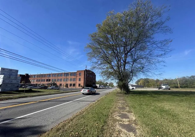 Photo 1 of Land for sale at 1118 N 8th St, Paducah, KY 42001 | MLS# 26017772 | Listing updated on 2026-07-12