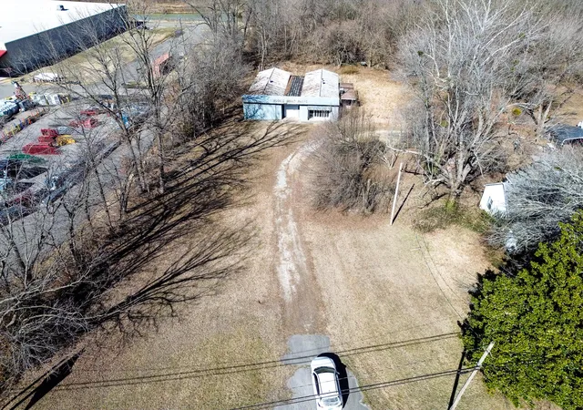 4th image of 4549 Cairo Rd, Paducah, KY 42001 | MLS# 26017760
