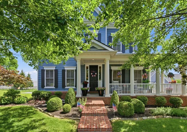 Photo 1 of Single family home for sale at 1937 General Warfield Way, Lexington, KY 40505 | MLS# 26018087 | Listing updated on 2026-10-13