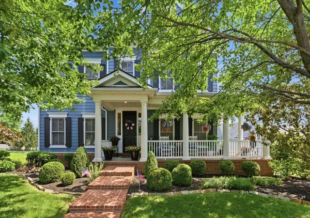 Photo 4 of Single family home for sale at 1937 General Warfield Way, Lexington, KY 40505 | MLS# 26018087 | Listing updated on 2026-10-13