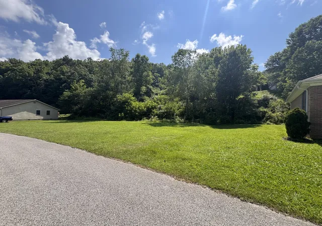 Photo 2 of Land for sale at 111 115 Stoney Brk Dr, Van Lear, KY 41265 | MLS# 26017850 | Listing updated on 2026-07-12