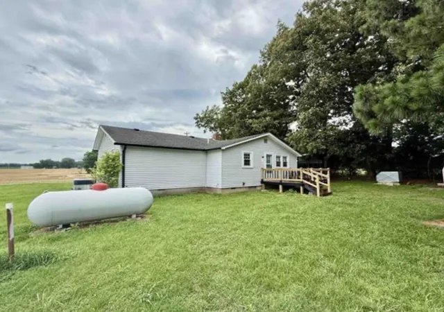 Homes for sale in Murray, KY | 14 Maddox Ln, Murray, KY 42071 | MLS# 26017888
