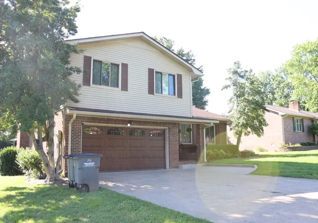 3rd image of 3571 Oscar Ave, Paducah, KY 42001 | MLS# 26017901