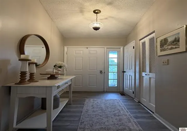Photo 3 of Single family home for sale at 51 Lake Scene Dr, Eddyville, KY 42038 | MLS# 26017892 | Listing updated on 2026-07-31