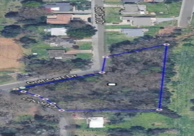 Homes for sale in Mayfield, KY | 23 Acres Golf Cart Dr, Mayfield, KY 42066 | MLS# 26017889
