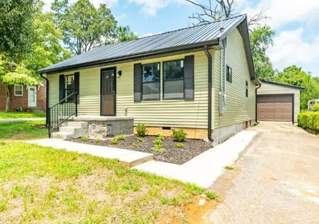 Photo 1 of Single family home for sale at 20 Robin Rd, Hopkinsville, KY 42240 | MLS# 26017896 | Listing updated on 2026-09-17