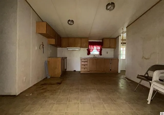 4th image of 10670 Princeton Rd, Cerulean, KY 42215 | MLS# 26017908
