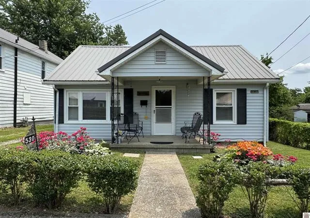 Homes for sale in Princeton, KY | 530 N Donnivan St, Princeton, KY 42445 | MLS# 26017916