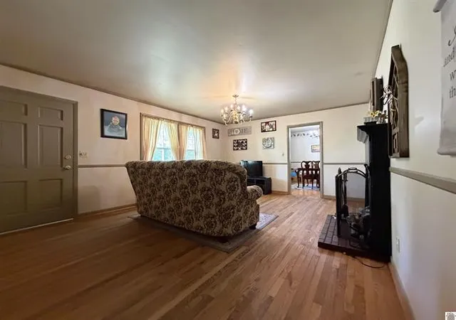 Photo 3 of Single family home for sale at 1560 Dawson Rd, Princeton, KY 42445 | MLS# 26017939 | Listing updated on 2026-10-01