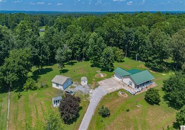 Homes for sale in Eddyville, KY | 3003 Friendship Rd, Eddyville, KY 42038 | MLS# 26017942