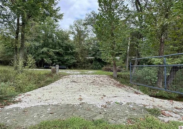 Homes for sale in Princeton, KY | 240 Jeff Watson Rd, Princeton, KY 42445 | MLS# 26017946