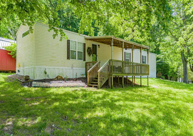 Homes for sale in Eddyville, KY | 53 Warbler Ct, Eddyville, KY 42038 | MLS# 26018004