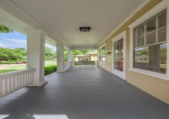 Photo 2 of Single family home for sale at 814 Melrose Ave, Lexington, KY 40502 | MLS# 26018002 | Listing updated on 2026-09-14