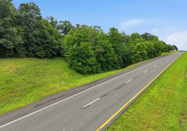 Homes for sale in Kuttawa, KY | 1613 Us 62, Kuttawa, KY 42055 | MLS# 26018025