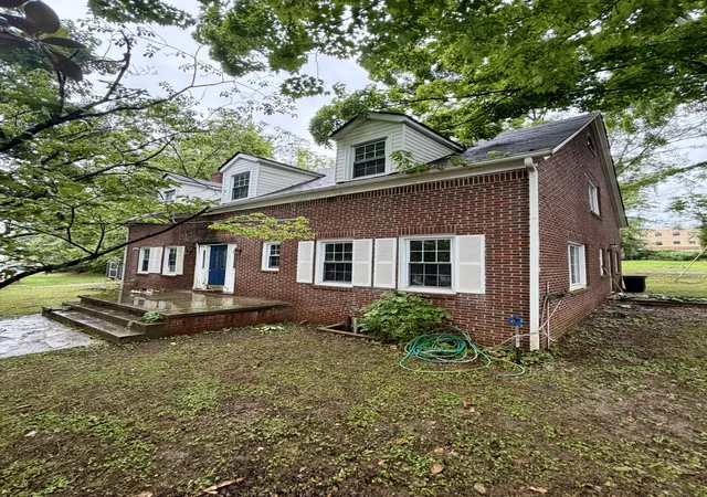 Homes for sale in Mount Vernon, KY | 45 Perciful St, Mount Vernon, KY 40456 | MLS# 26018060