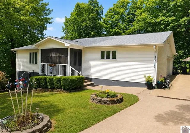 Photo 1 of Sale Pending at 620 Cypress Ct, Kuttawa, KY 42055 | MLS# 26019013 | Listing updated on 2026-08-26