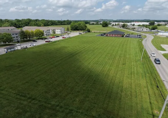 Photo 3 of Land for sale at 131 Hammond Dr, Hopkinsville, KY 42240 | MLS# 26018054 | Listing updated on 2026-07-13